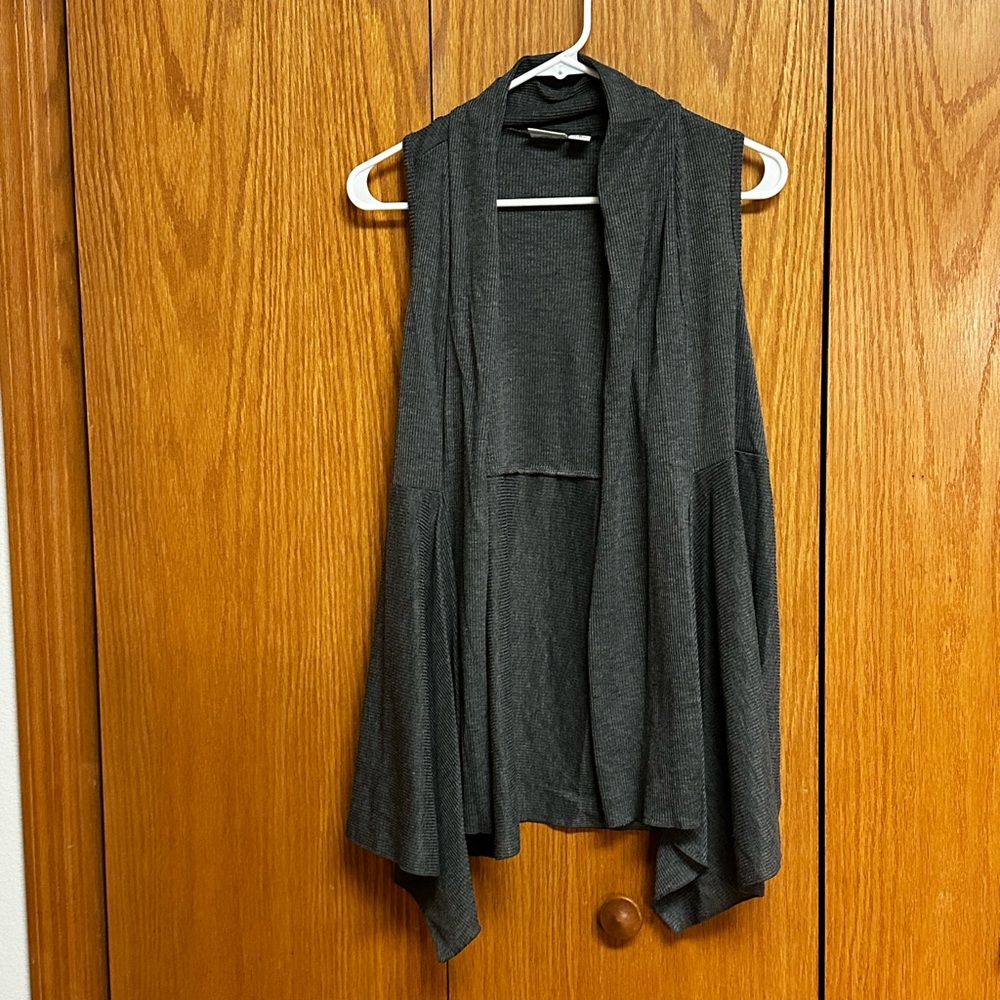 Gray Sleeveless Cardigan